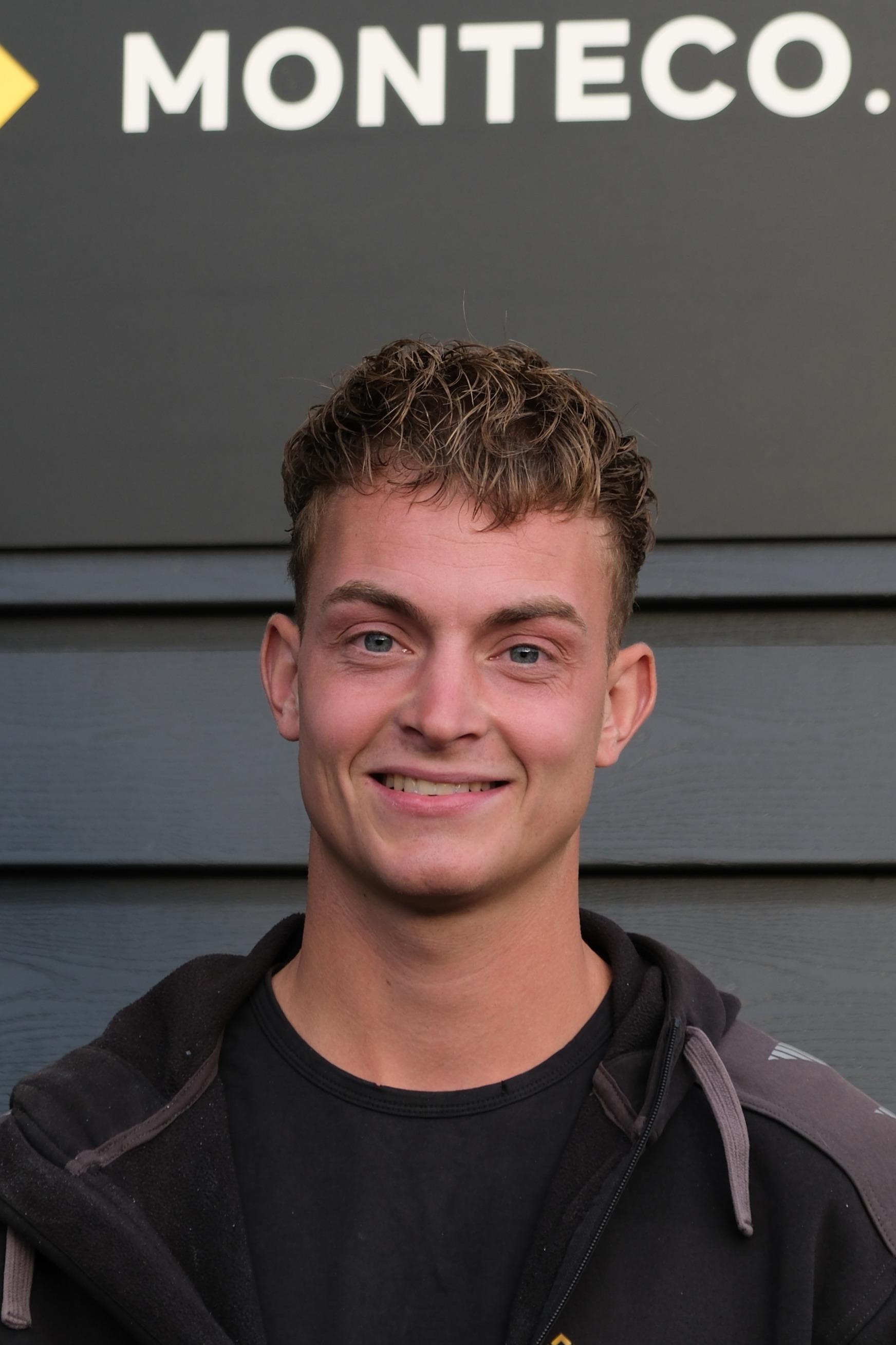 Team Monteco - voorman hallenbouw